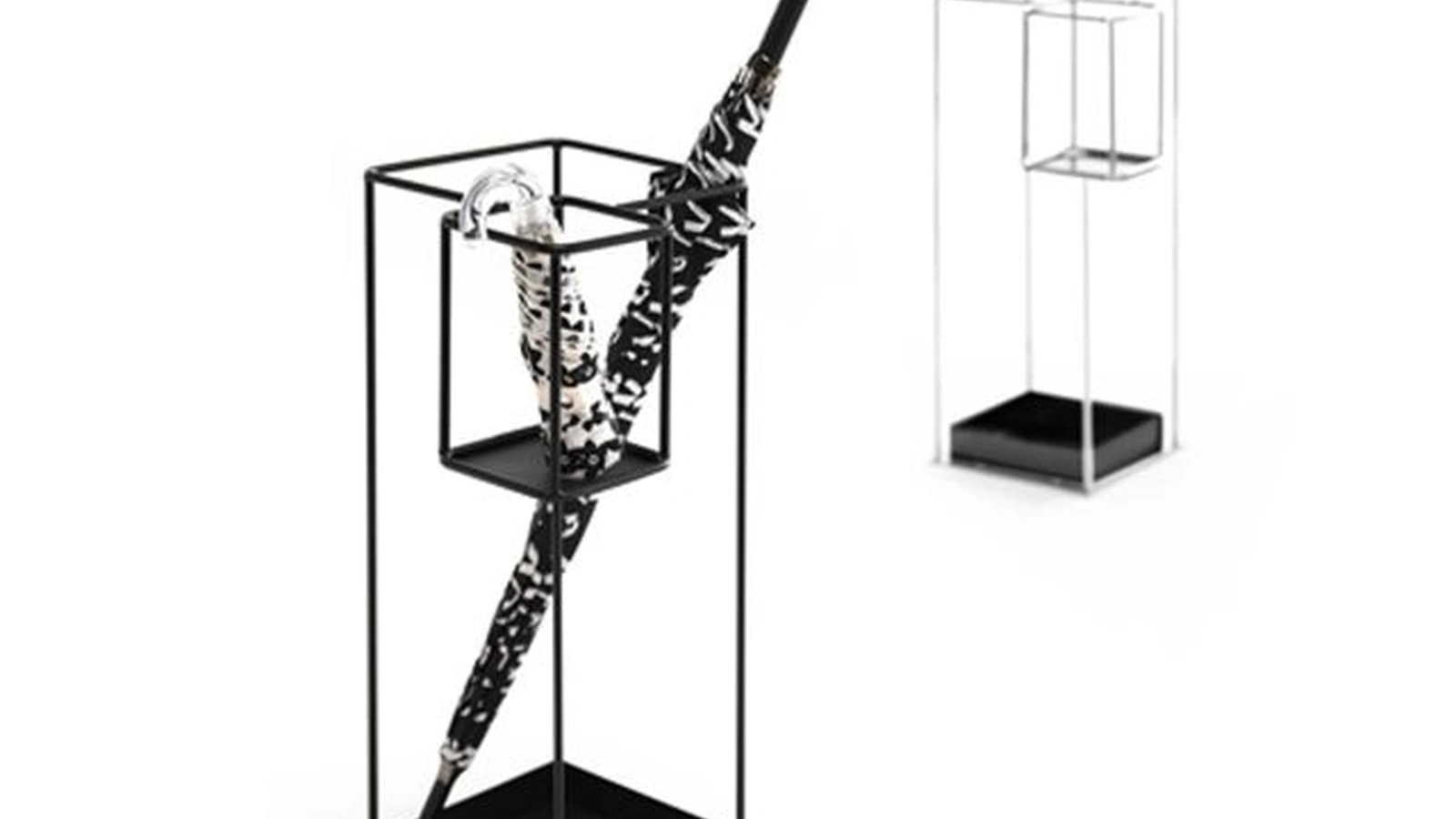 Portaombrelli in metallo verniciato nero Duo di Mogg