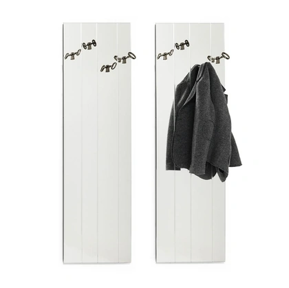 Specchio appendiabiti con chiavi in fusione di ottone Memorie Mirrors di Mogg
