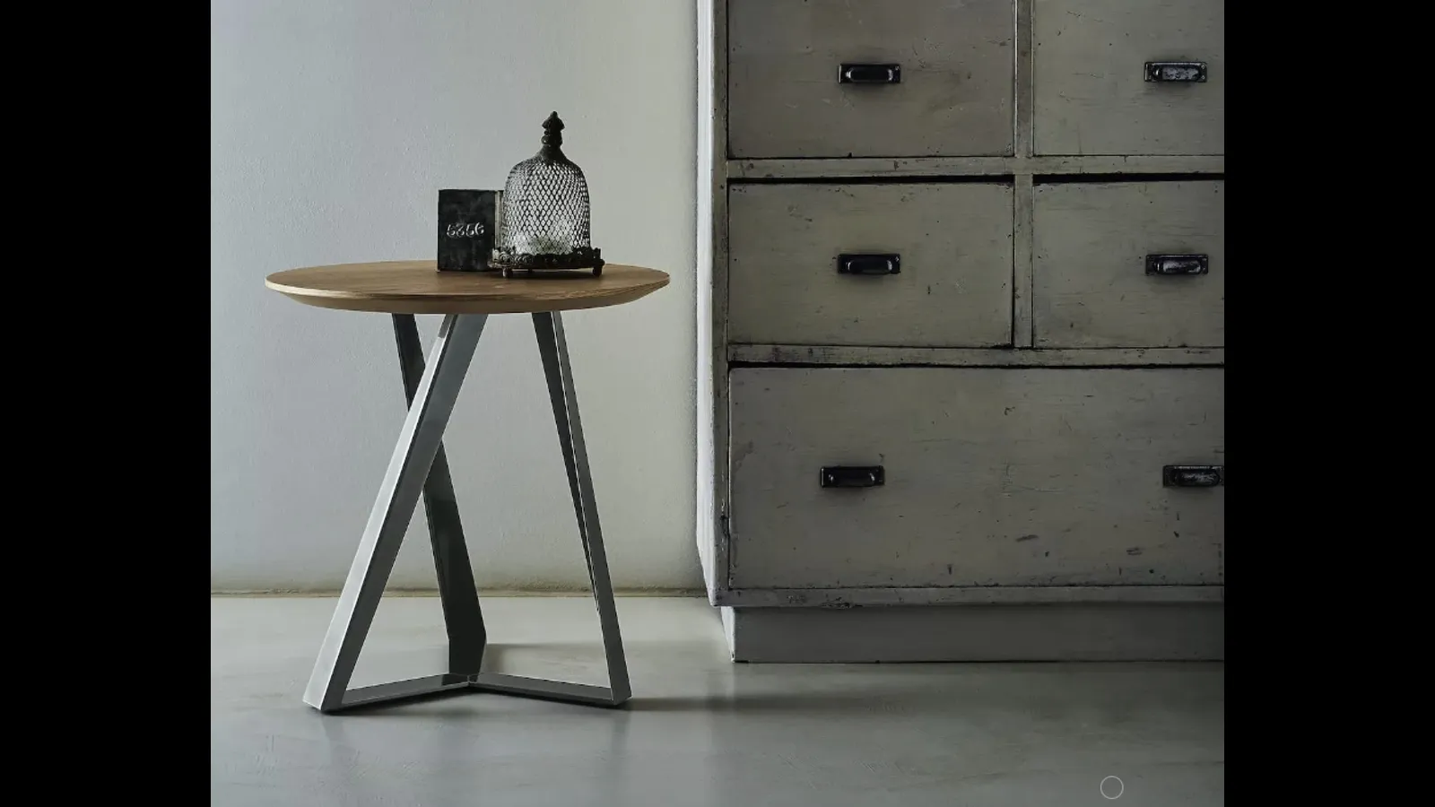 Tavolino Millennium Coffee Table in legno con base in acciaio di Bontempi