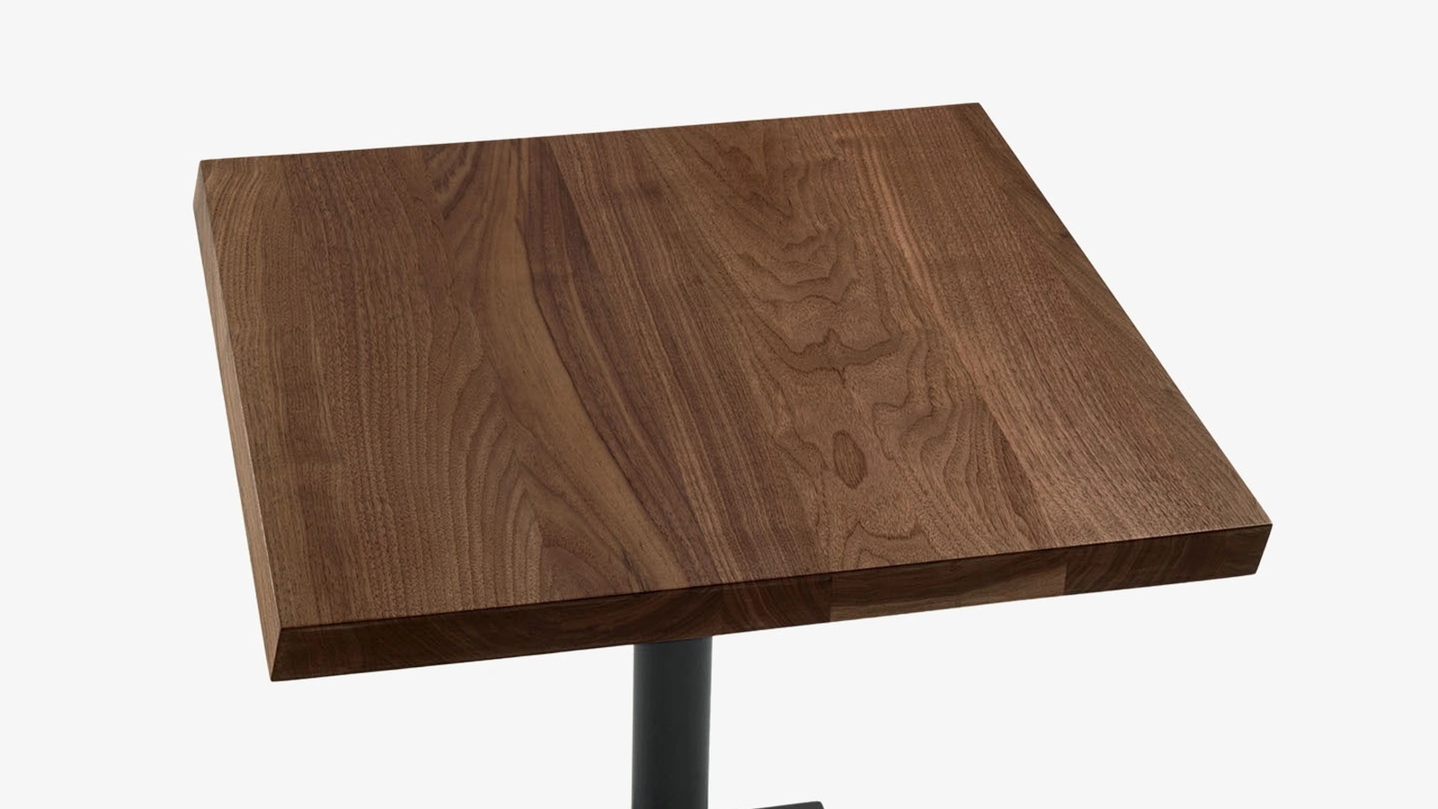 Tavolino Pebbles Small con top quadrato in legno massello e base in ferro di Riva1920