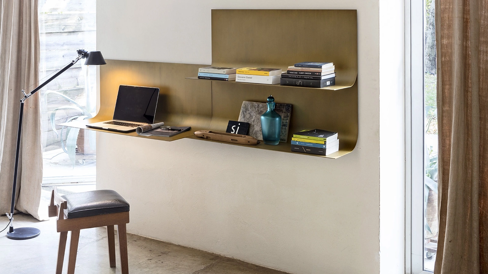 Scrittoio in metallo Sfoglia di Mogg