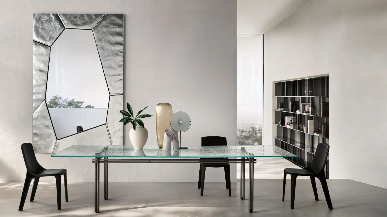Specchio con cornice in vetro Silica di Fiam