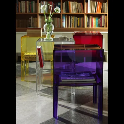 Tavolino contenitore Small Ghost Buster in plexiglas di Kartell