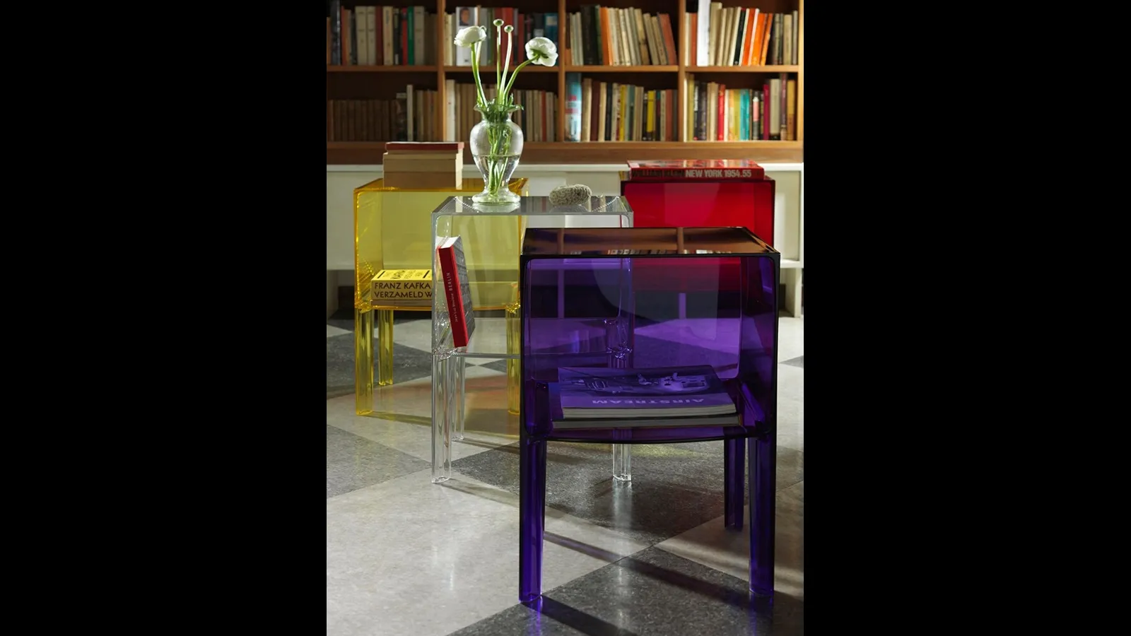 Tavolino contenitore Small Ghost Buster in plexiglas di Kartell