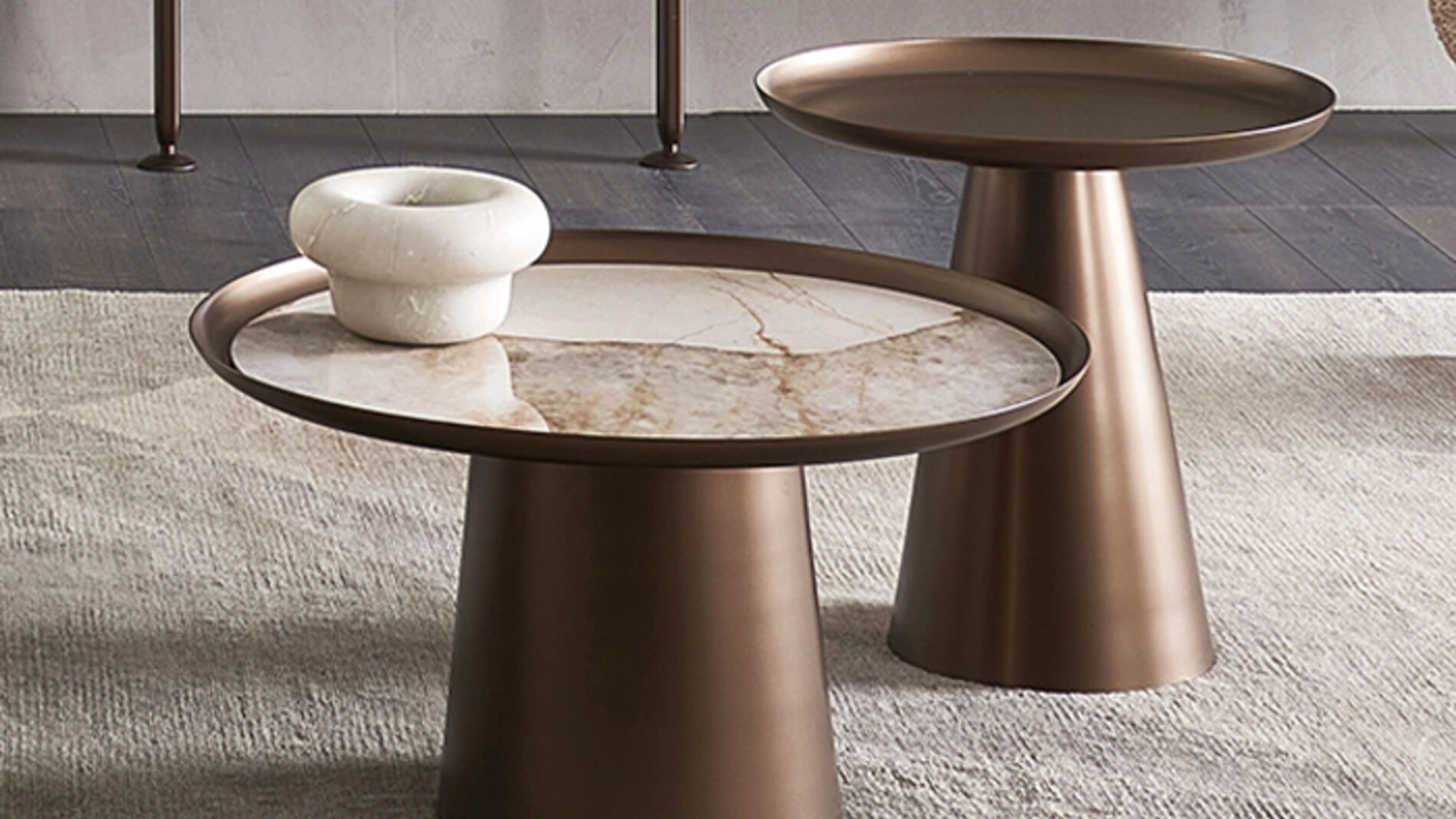 Tavolino Ring in metallo o metallo e ceramica di Riflessi