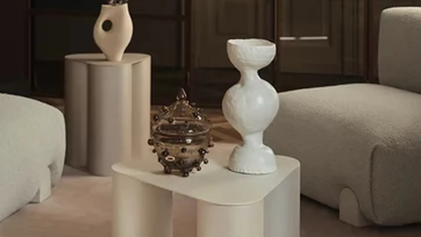 Tavolino Tres in metallo laccato di Saba