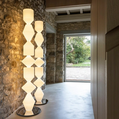 Lampada da terra Costantina Opal di Mogg