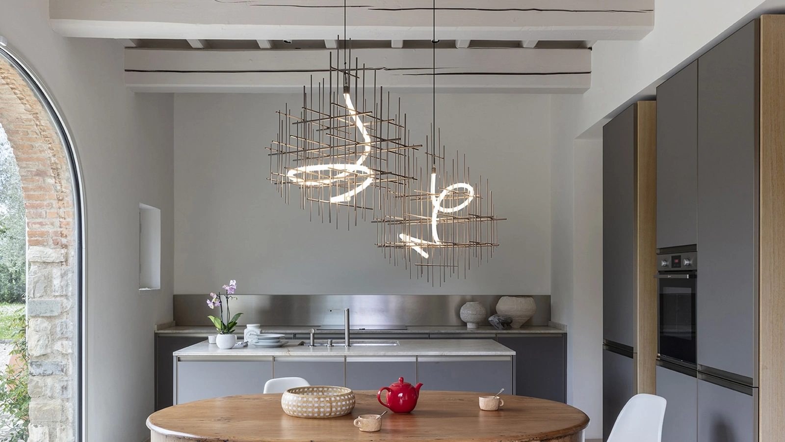 Lampada a sospensione con struttura in metallo Metrica di Mogg