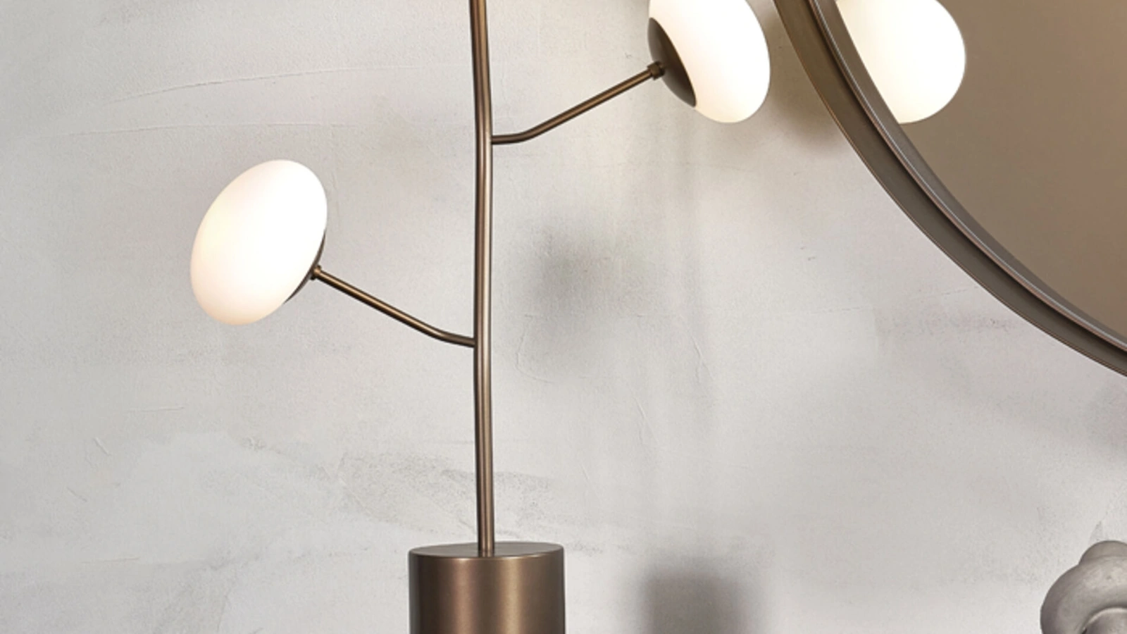 Lampada da tavolo Ramy T di Riflessi