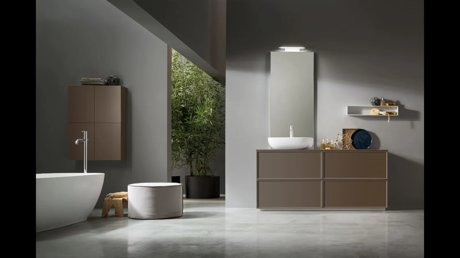 Mobile da Bagno a terra Vanity 13 in laccato opaco di Arcom