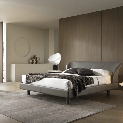 Letto matrimoniale in pelle Andria di Albani