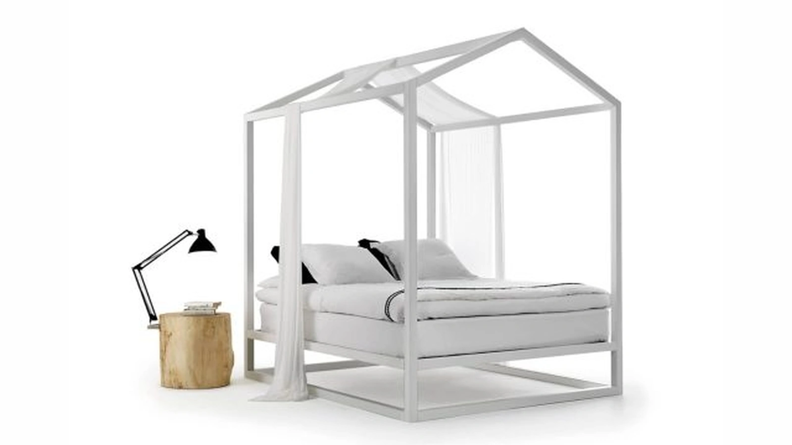 Letto a baldacchino in legno massello di frassino laccato Bianco Casetta in Canadà di Mogg