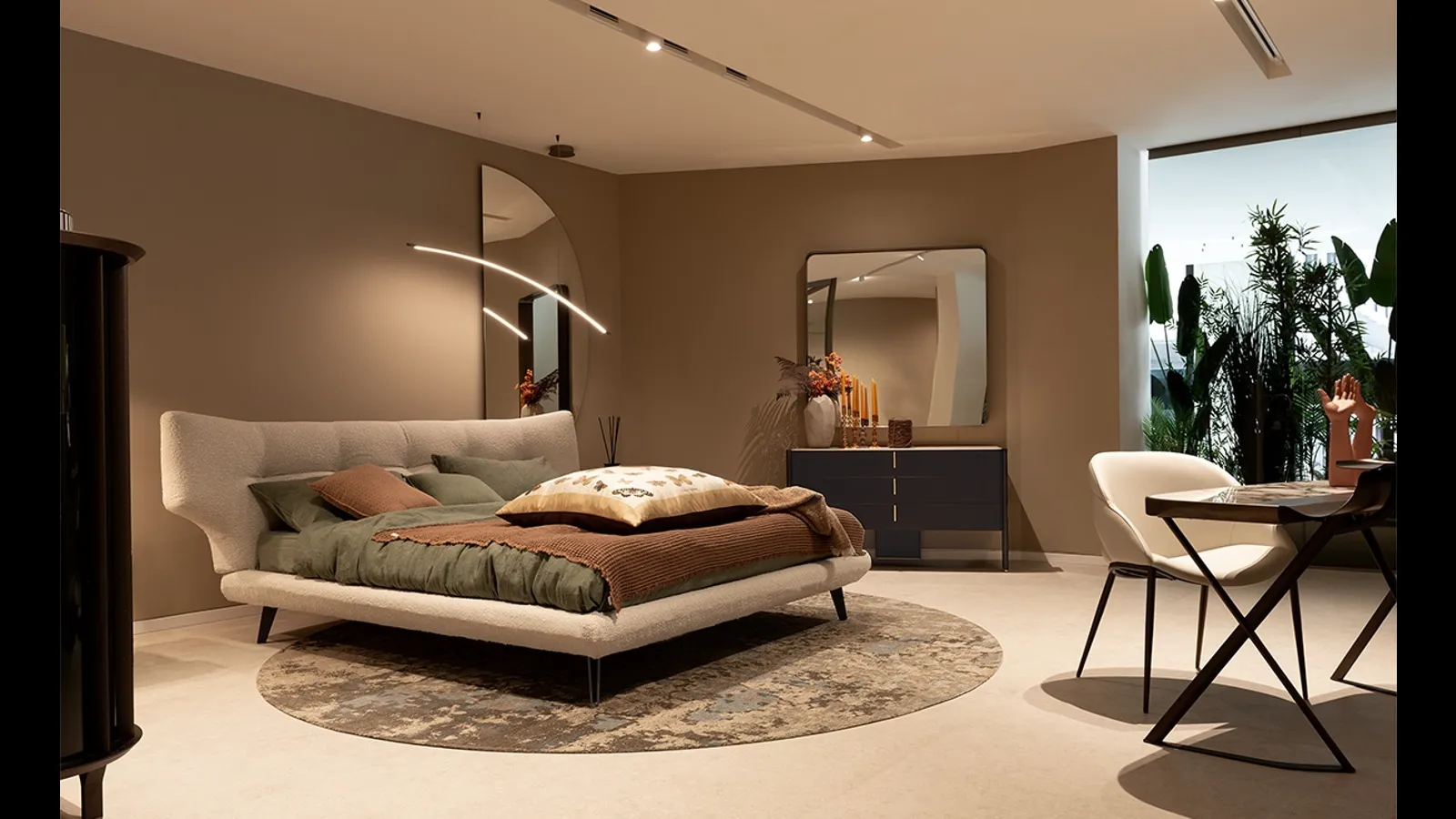 Letto in tessuto imbottito Thomas di Cattelan Italia