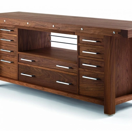 Madia Coblenza interamente realizzata in legno massello di Riva1920