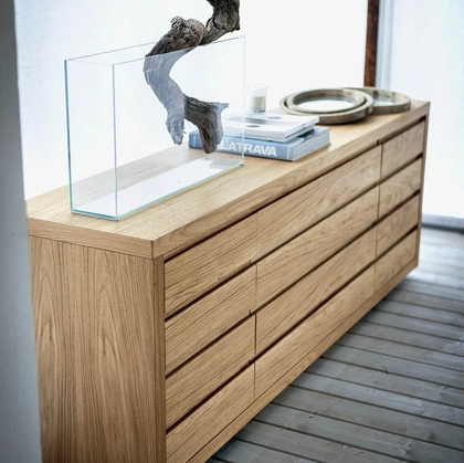 Madia Kyoto in legno massello e listellare di Riva1920