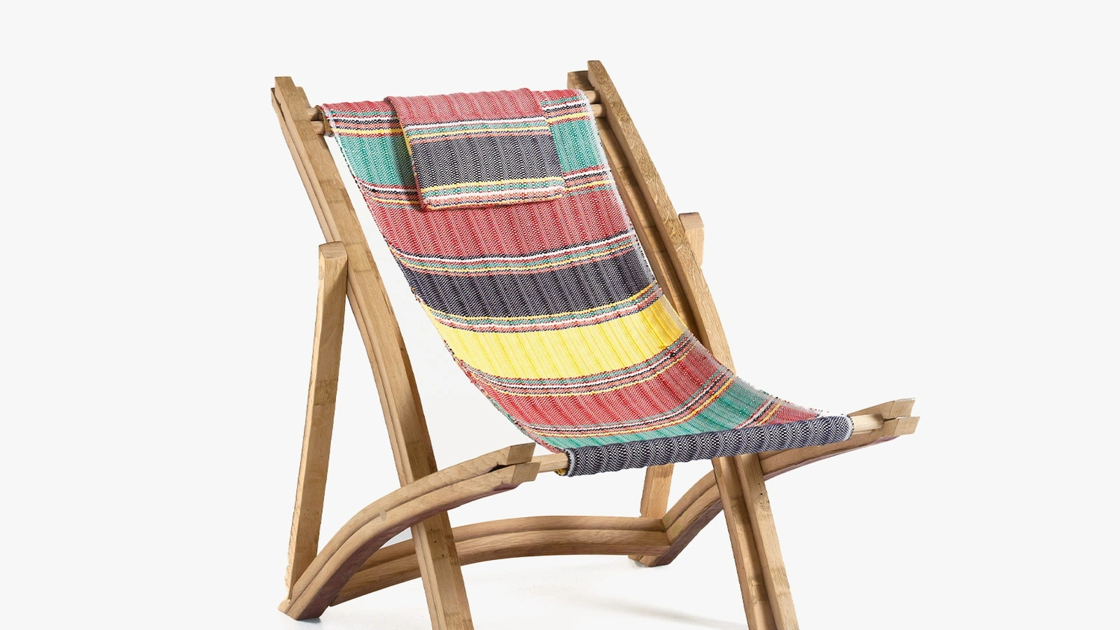 Poltroncina Virgola in tessuto e legno di Rovere di Riva1920