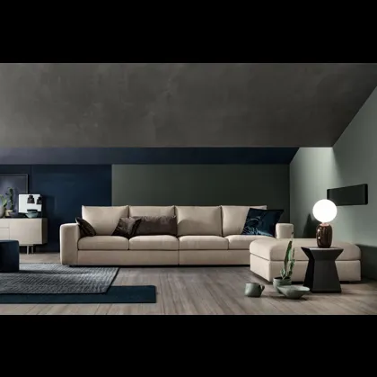 Divano lineare in tessuto Zenit Plus di Bontempi
