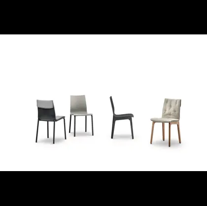 Sedia Alfa in legno massello e laccato di Bontempi