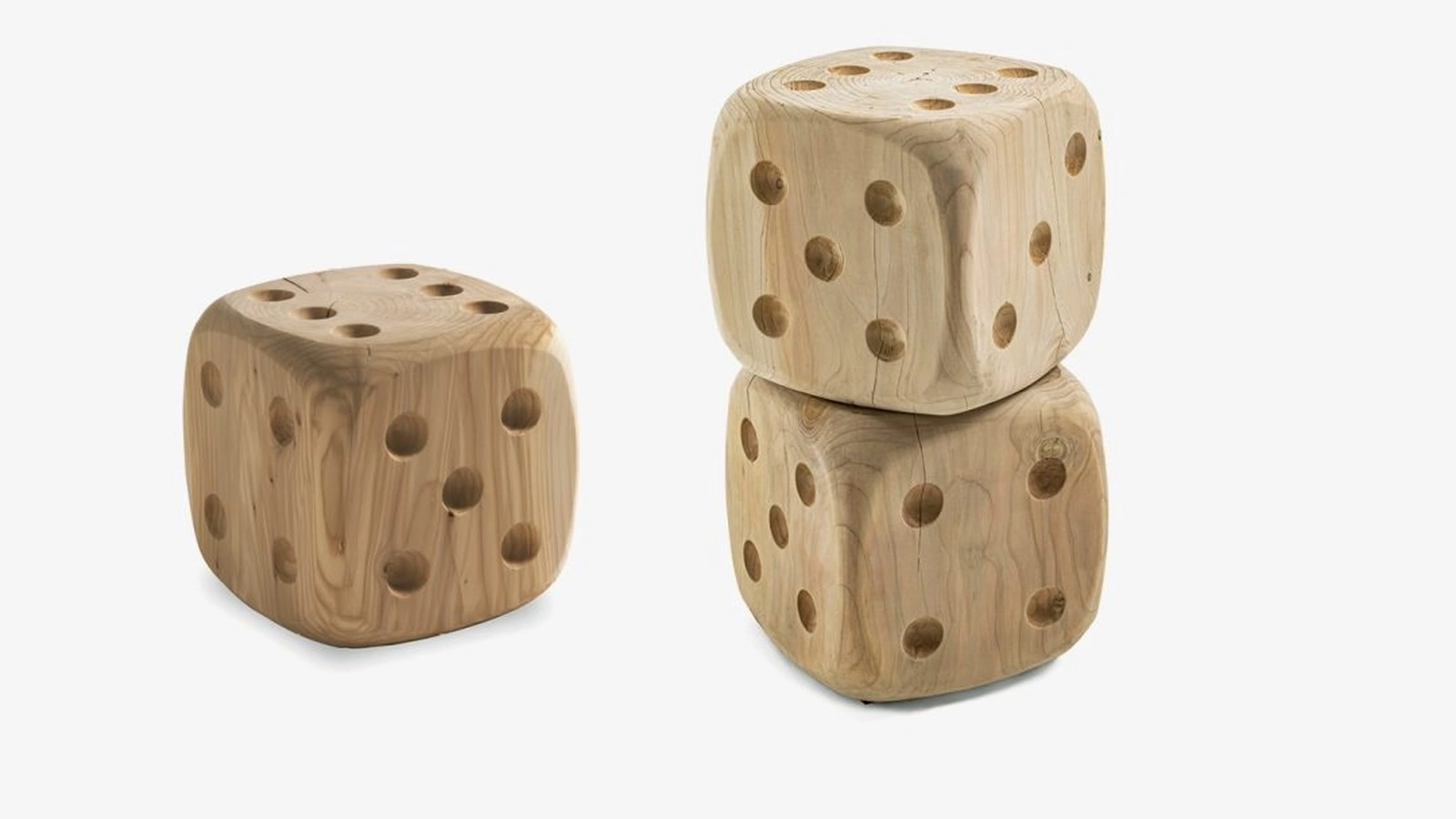 Sgabello Dadone in legno massello di cedro profumato lavorato da un blocco unico di Riva1920