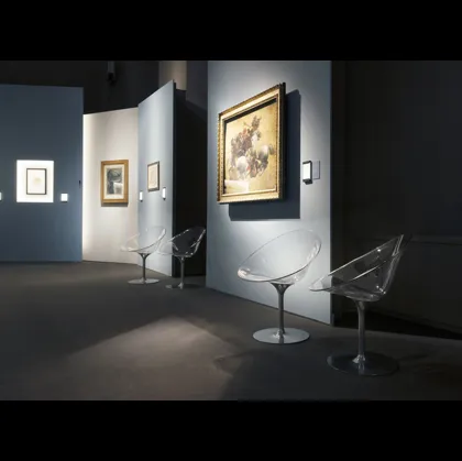 Sedia Eroisi di Kartell