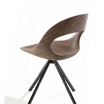 Sedia Naima in legno massello di Riva1920