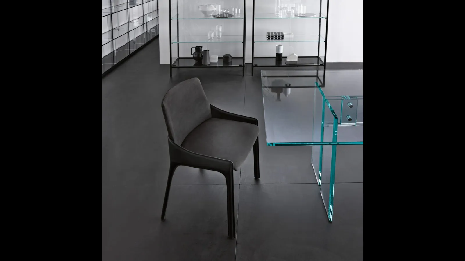 Sedia Plié in pelle e cuoio di Fiam