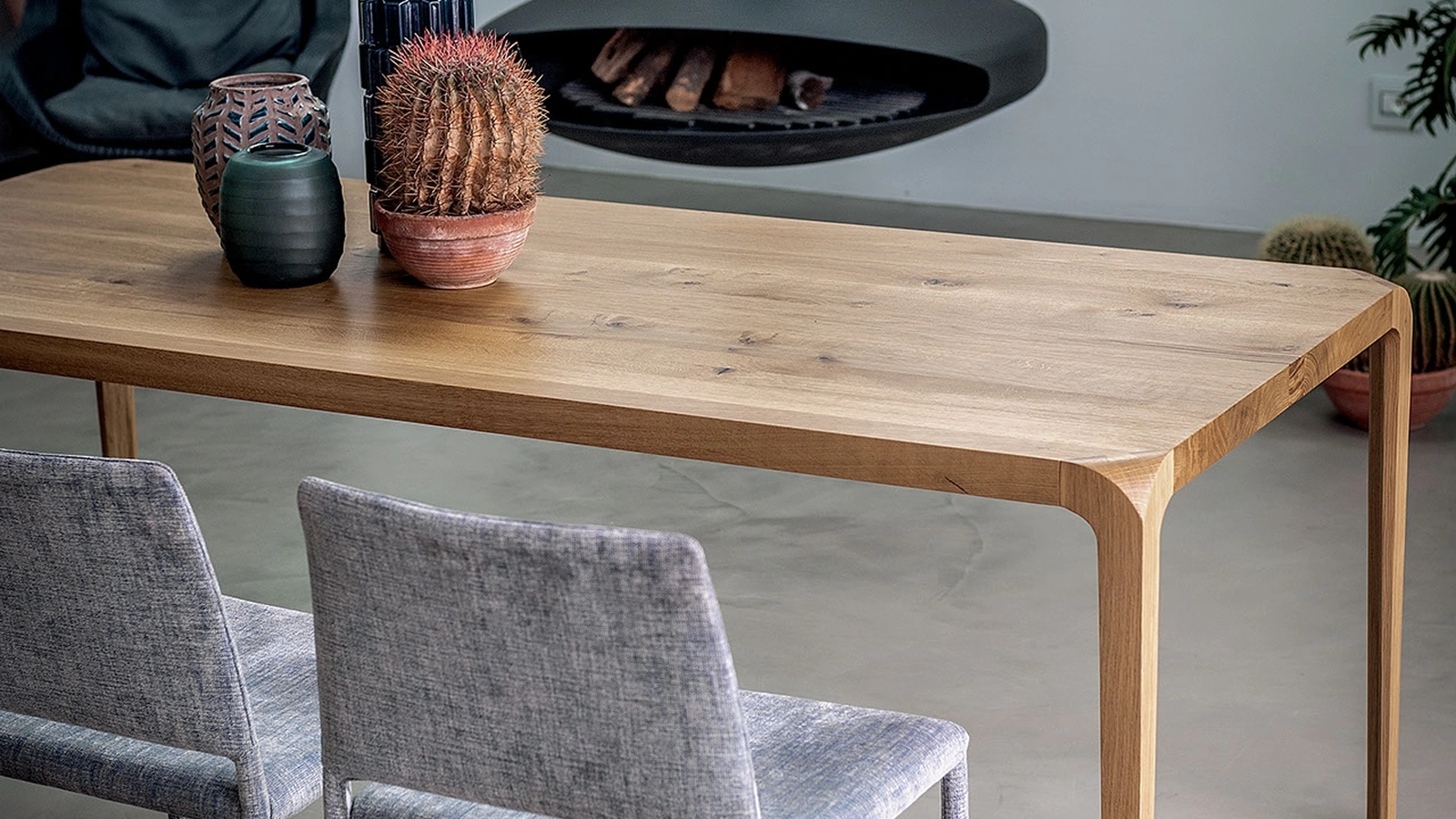 Sedia Kau completamente rivestita in tessuto di Riva1920