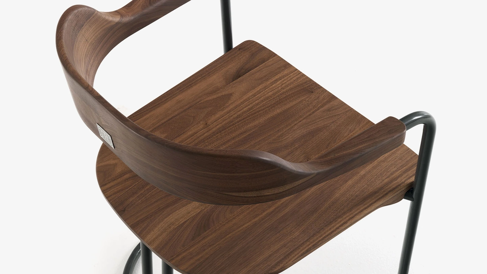 Sedia Tubular in legno massello abbinato a tubolari di ferro di Riva1920