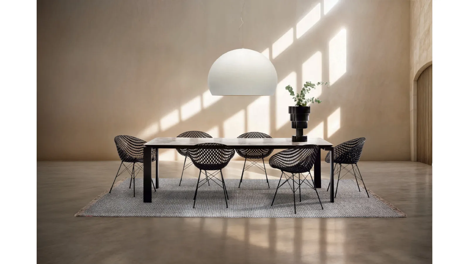 Tavolo Four Ceramic di Kartell