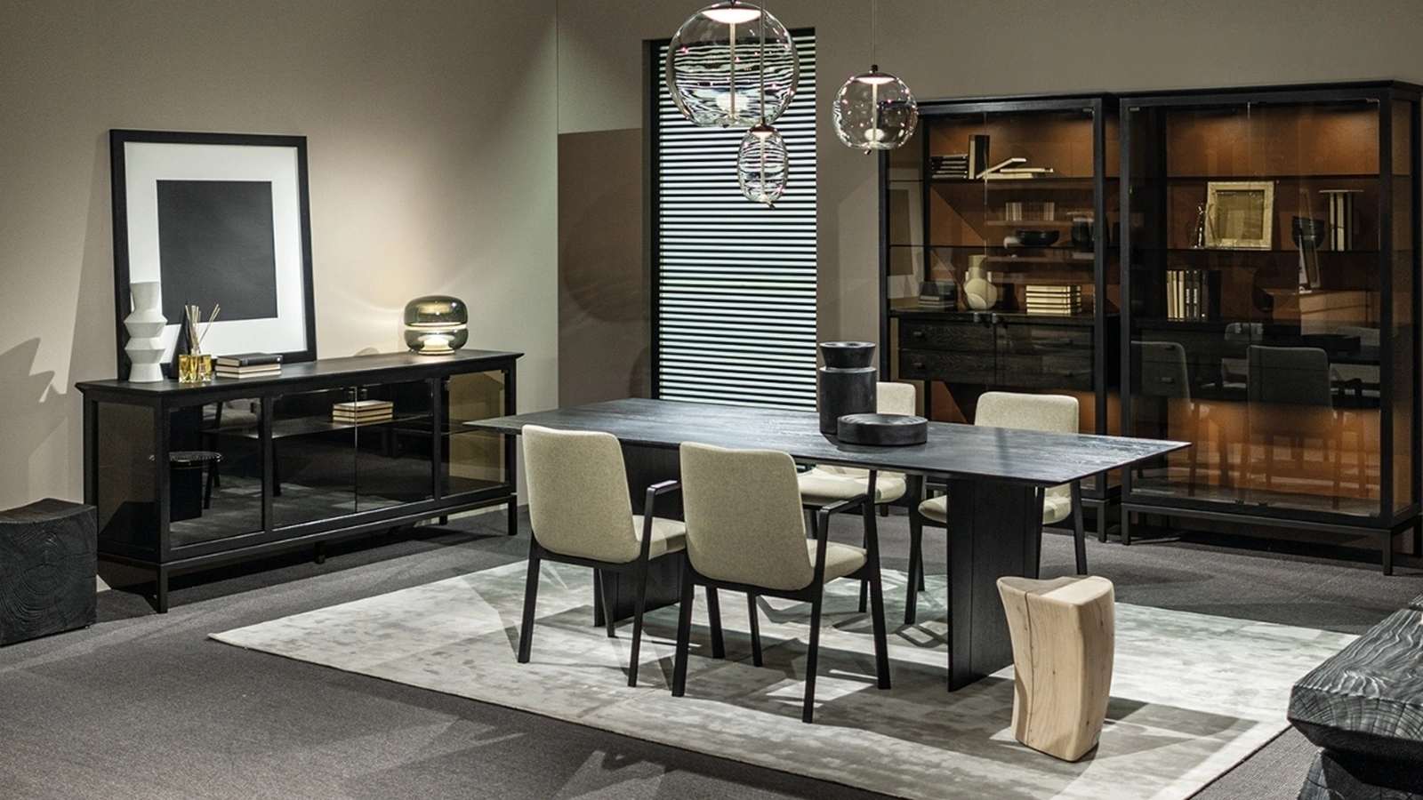 Tavolo Light in legno massello di Riva1920