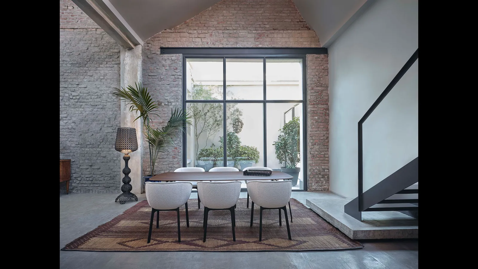 Tavolo Viscount of Wood Rettangolare con top in Noce di Kartell