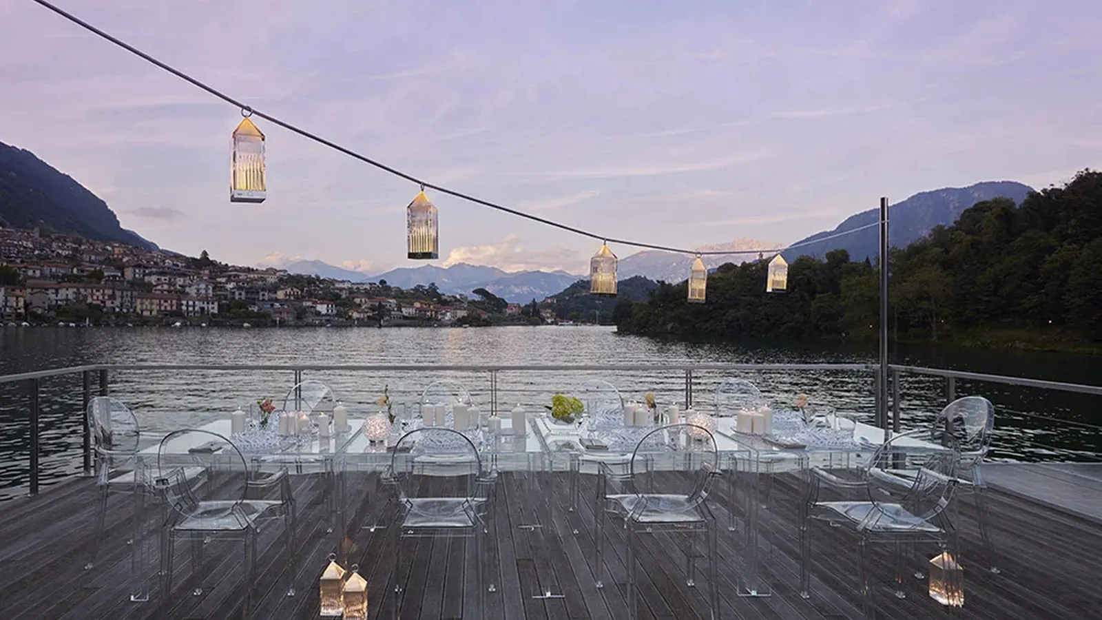 Invisible Table Outdoor di Kartell