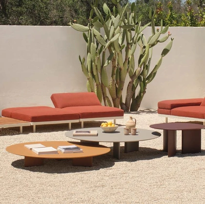 Tavolino Naca in alluminio di Fast